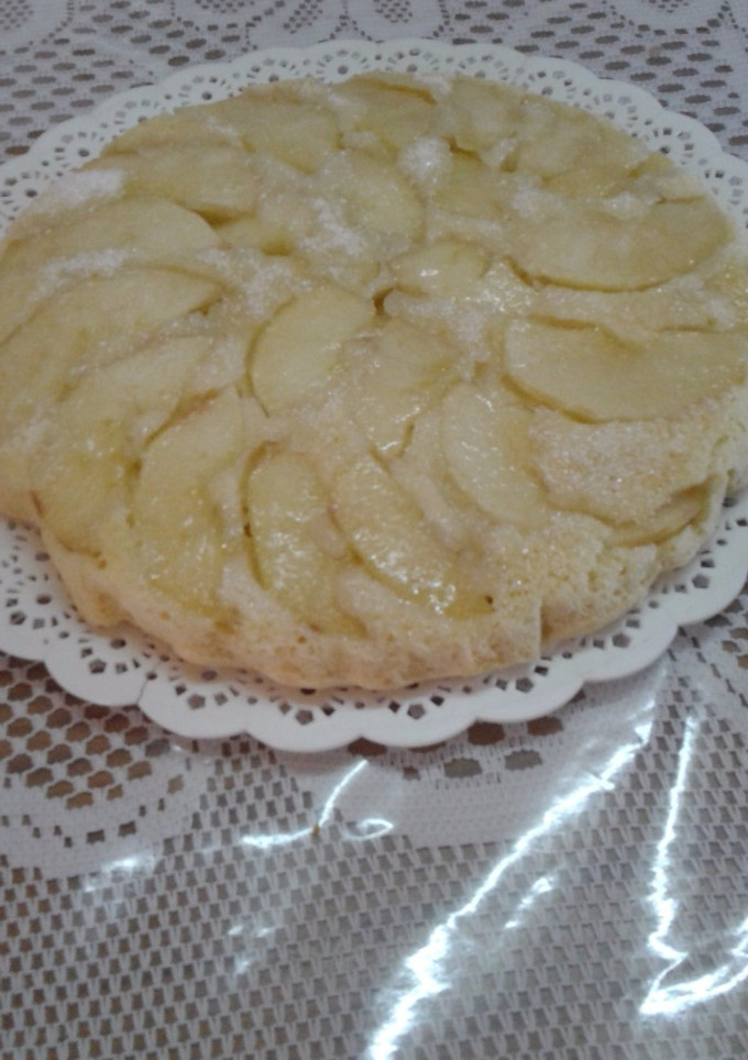 Una foto de Torta de manzanas súper fácil