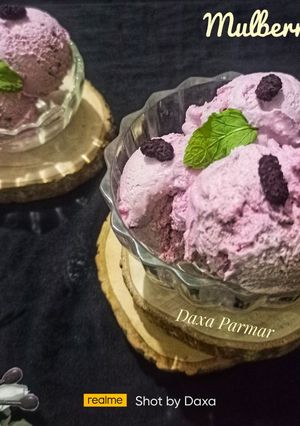 A picture of Mulberry Ice cream.