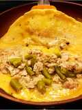 Tortilla de bonito en escabeche, cebolla pochada y piparras 💃💃