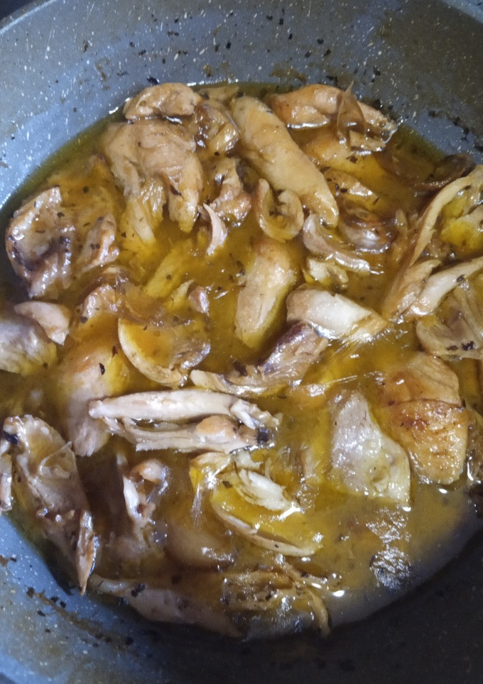 Una foto de Muslitos pollo al ajillo con especias