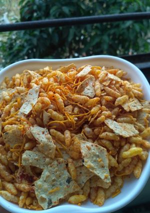 પાપડ નું ચવાણું (Papad Chavanu Recipe In Gujarati) રેસીપી મુખ્ય ફોટો