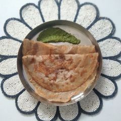 A picture of Kuttu Flour Chilla.
