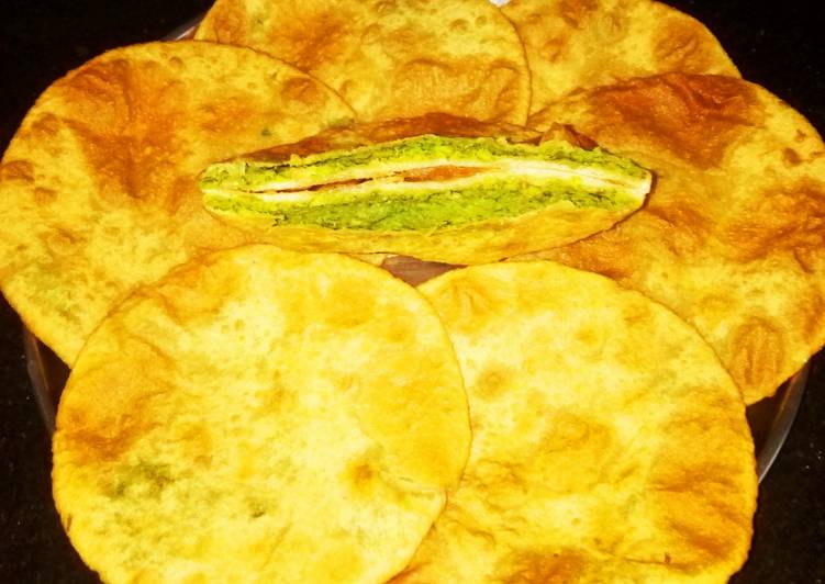 Green peas kachori