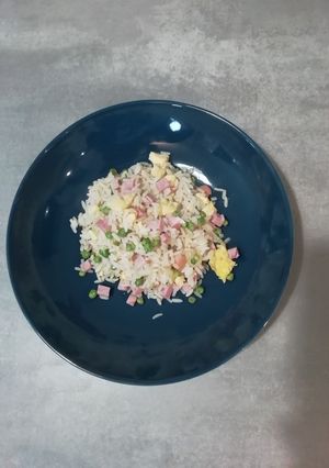 Une photo de Riz cantonnais facile