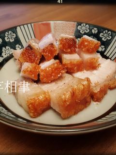 脆皮燒肉 (免戳皮) 的食譜成品照片
