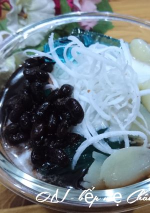 Hình của món Chè thập cẩm.
