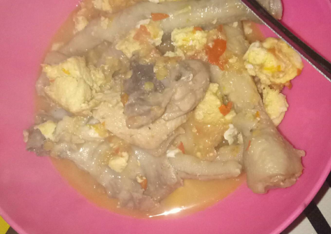 Seblak tulang ceker telur ala Ibun