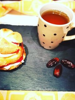 Una foto de Bollo con Mozzarella y piminento - fácil