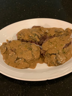 A picture of Steak Diane.