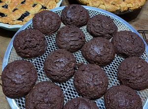 Una foto de Galletas de doble chocolate