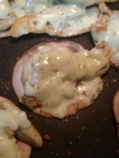 Una foto de Pollo con queso y mortadela #desafio