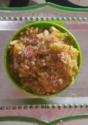દુધી નો હલવો (Dudhi Halwa Recipe In Gujarati) રેસીપી મુખ્ય ફોટો