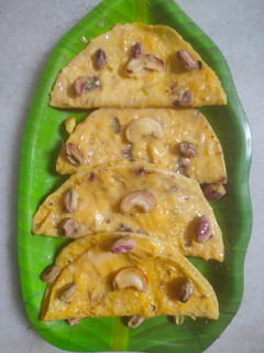 பால் போளி (Paal poli recipe in tamil) செய்முறை முக்கிய புகைப்படம்
