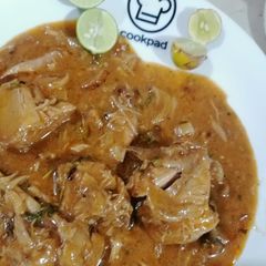 A picture of Chicken nihari.