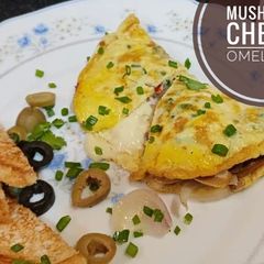 A picture of Mushroom cheese omelette.