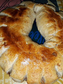 Una foto de Rosca de chicharrón súper fácil 👌