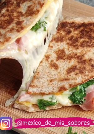 Una foto de 💥 #OMELETTETACO, #QUESADILLA U #TACOOMELETTE 🤔💥