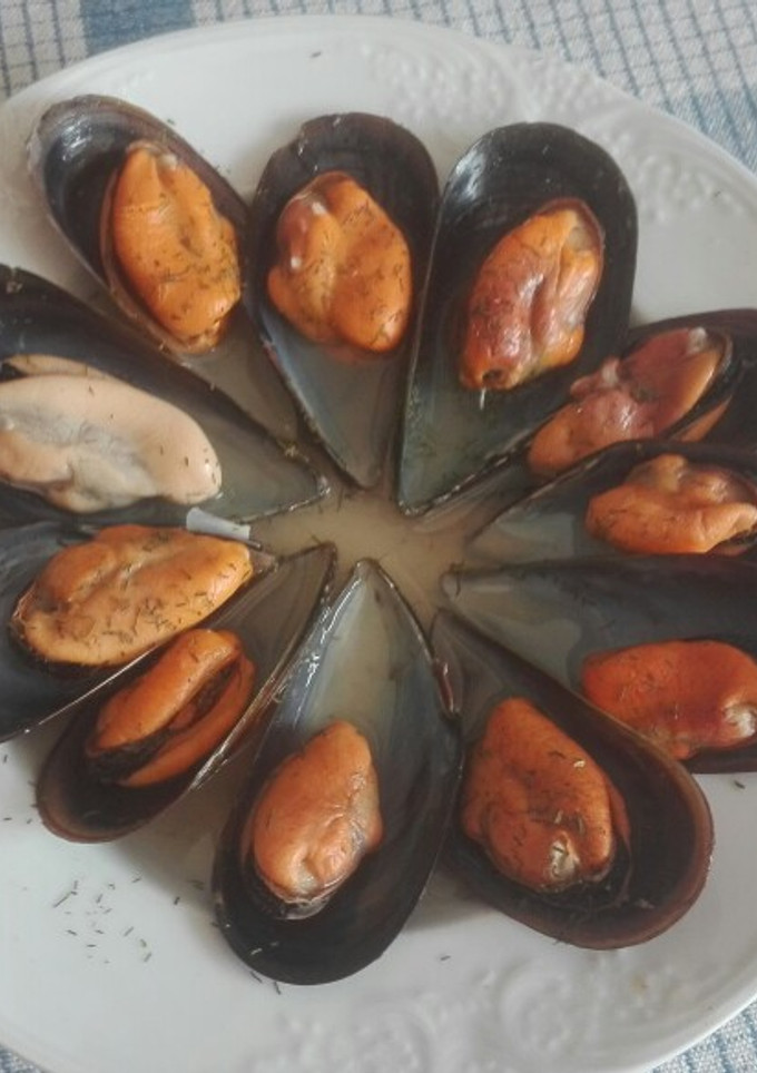 Una foto de Mejillones con eneldo