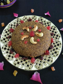 A picture of Dates Semolina Steamed Cake.