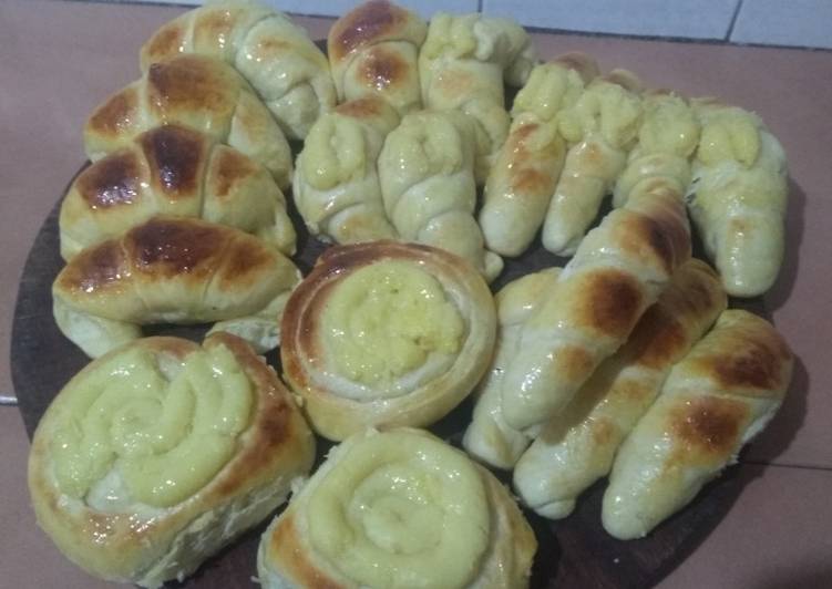 Facturas con crema pastelera 🥐🥐