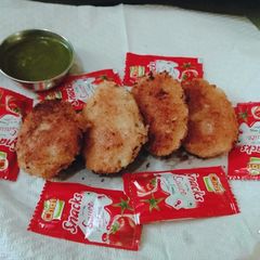 A picture of Flatten rice cutlet.