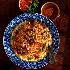 Noodle Sir-fry with Thai peanut sauce A picture of Noodle Sir-fry with Thai peanut sauce.