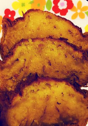 A picture of Orange-Walnut Slice Cake.