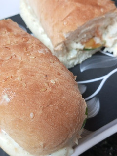A picture of Mayonnaise Burger.