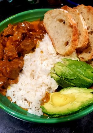 A picture of Spiced Creamy Chicken and Rice.