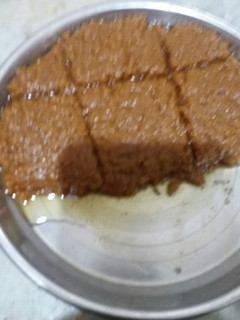 ગોળ પાપડી(gol papdi in Gujarati) રેસીપી મુખ્ય ફોટો