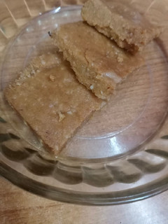સુખડી(Sukhdi Recipe in Gujarati) રેસીપી મુખ્ય ફોટો