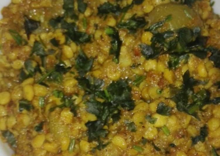 How to Prepare Favorite Lauki (Bottle gourd) And Daal Chaana (Lentil)