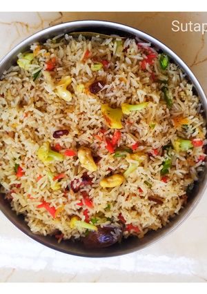 ফ্রায়েড রাইস(fried rice recipe in Bengali) রেসিপির প্রধান ছবি