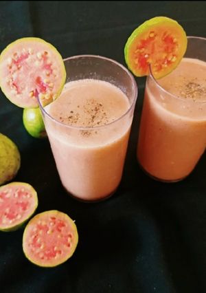 A picture of Refreshing Guava Juice.