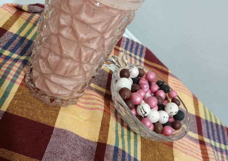 سهلولذيذ عصير الفواكه والقشطه لذيذجدًا: عصير الفواكه والقشطه