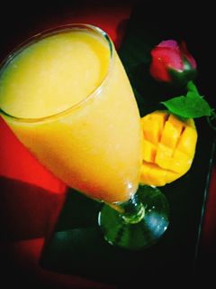 मैंगो मिल्क शेक (Mango Milk Shake recipe in Hindi) रेसिपी मुख्य फोटो