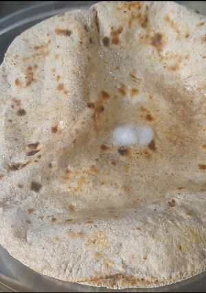 रागी रोटी (ragi roti recipe in Hindi) रेसिपी मुख्य फोटो