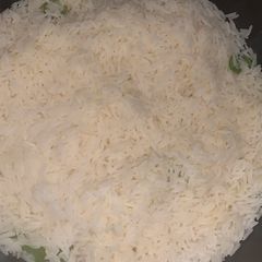 A picture of Buttered white rice.