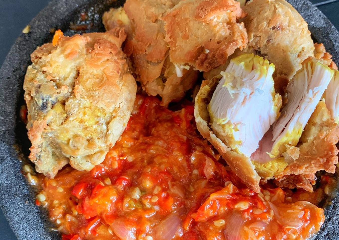 Ayam geprek sambel goreng