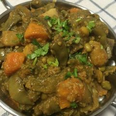 A picture of Surati Papdi, Ratalu, Shakkariya Nu Mix Shaak.