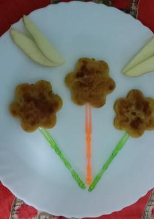 A picture of Spicy Apple & Pineapple Thepla.