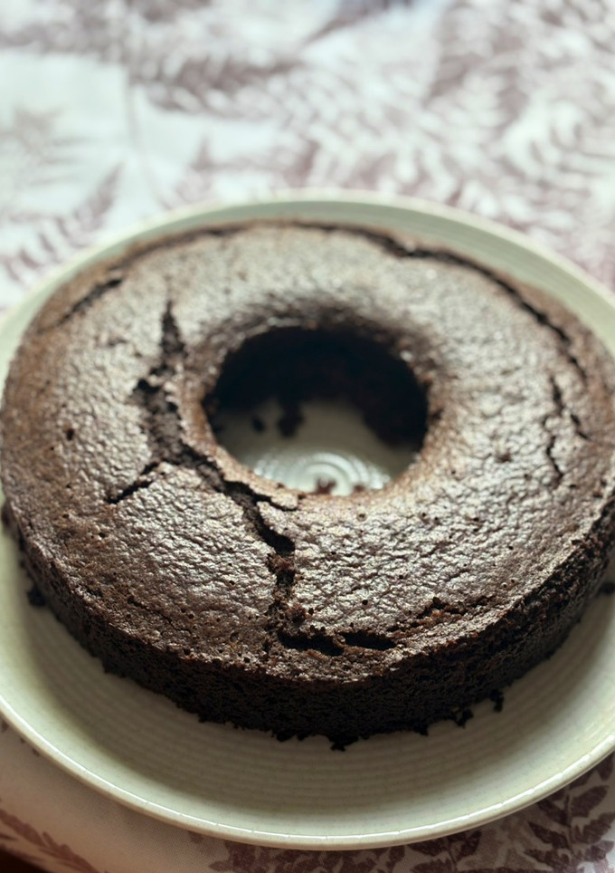 Una foto de Bizcocho de chocolate sin huevo y sin leche