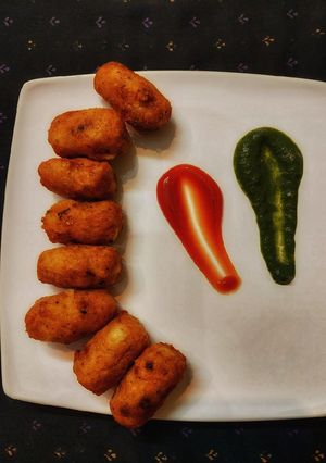 ब्रेड पोटैटो मिनी रोल्स (bread potato mini rolls recipe in Hindi) रेसिपी मुख्य फोटो