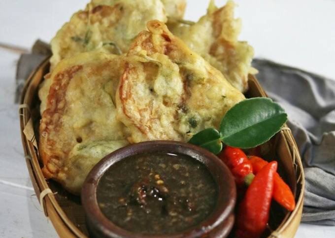 Cara bikin Mendoan Dan Sambel Petis Cara bikin Mendoan Dan Sambel Petis