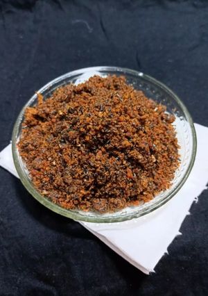 तिळाची चटणी (तिळकूट) (Tilachi chutney recipe in marathi) रेसिपी चे मुख्य फोटो 