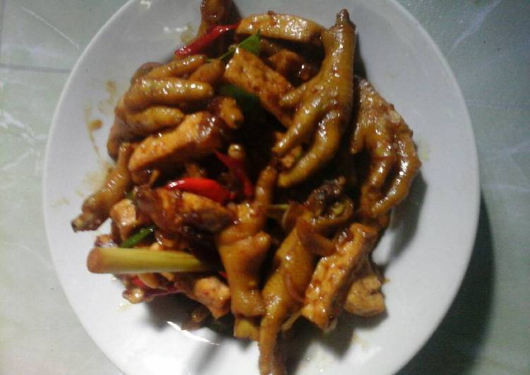 Ceker oseng tahu kecap