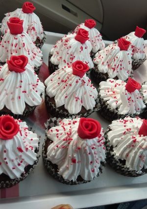 A picture of Chocolate Rose Cupcake#.