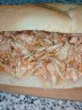 Bocadillo de pollo desmechado "express"