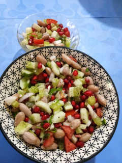 હેલ્ધી પિનટ સલાડ (Healthy Peanut salad Recipe In Gujarati) રેસીપી મુખ્ય ફોટો