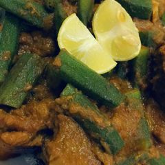A picture of Bhindi ghousht.